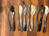 Ankole Cow horn Spreader Knife Assorted - Set of 2