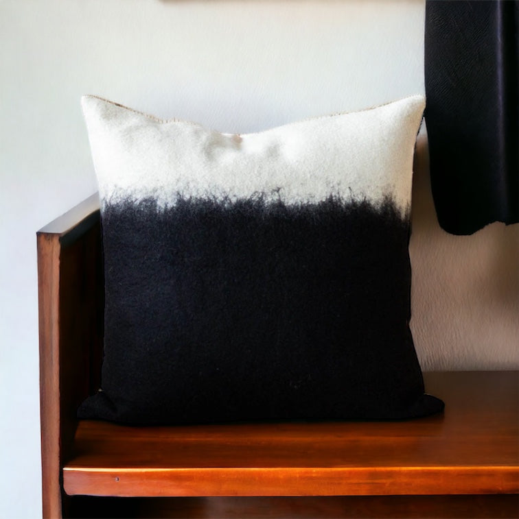 The fashion wool room pillows